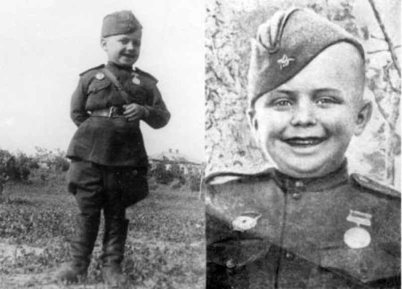 «ГВАРДИИ рядовой Серёженька» Алёшков. Фото ~1943г.