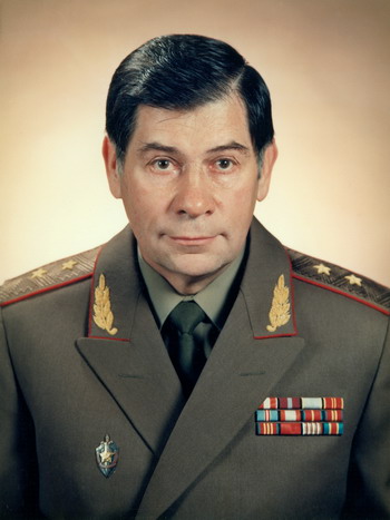 Фото Генерал-лейтенанта Шебаршина Леонида Владимировича, начальника внешней разведки СССР